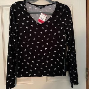 YMI Collections black and white floral long sleeve top